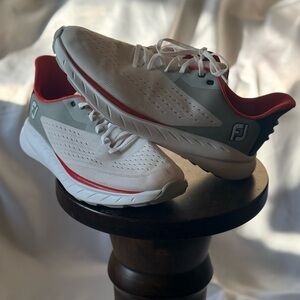 Men’s 11.5 FootJoy Flex XP